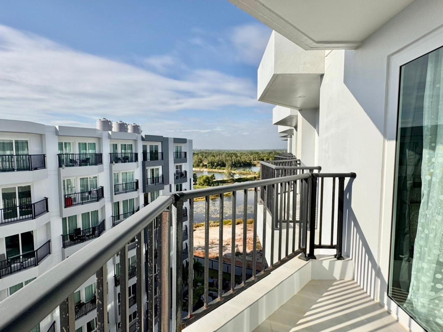 Mantra Beach Condominium Suite 2 - Mae Phim Ban Tha Fat Exteriör bild