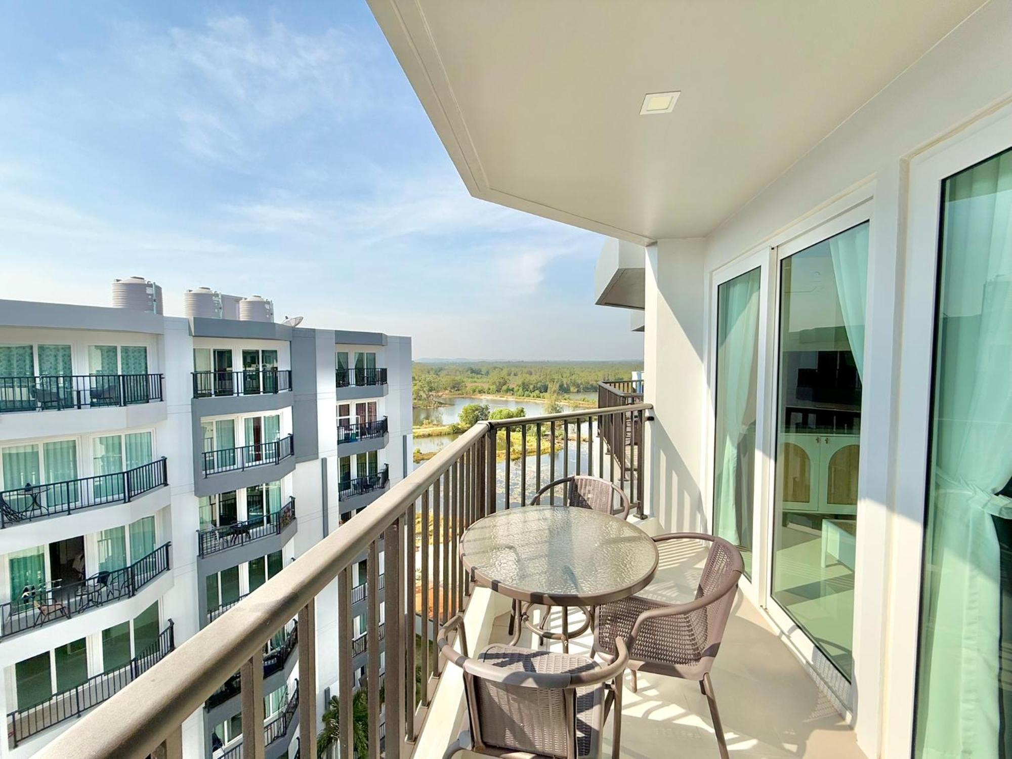 Mantra Beach Condominium Suite 2 - Mae Phim Ban Tha Fat Exteriör bild