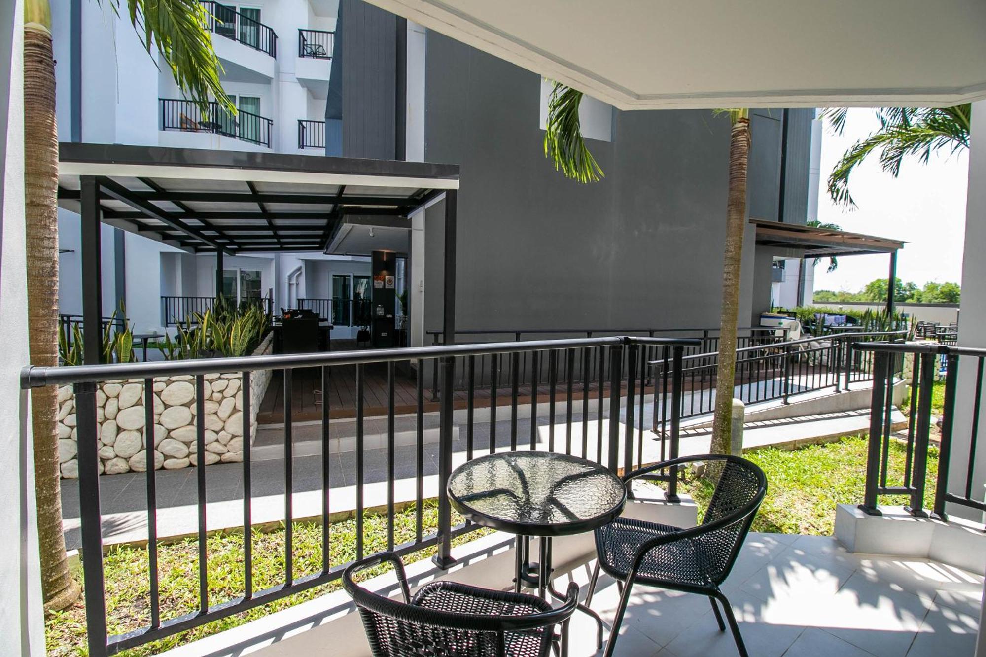 Mantra Beach Condominium Suite 2 - Mae Phim Ban Tha Fat Exteriör bild